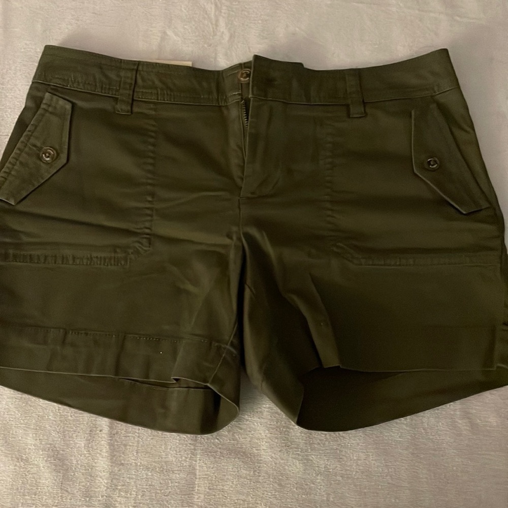 Women's shorts, Tommy Hilfiger, size 4, green